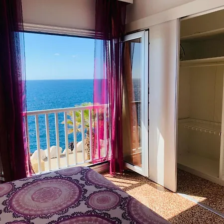 Abrigos Apartment, 2 Bedrooms. Amazing Sunset Los Abrigos